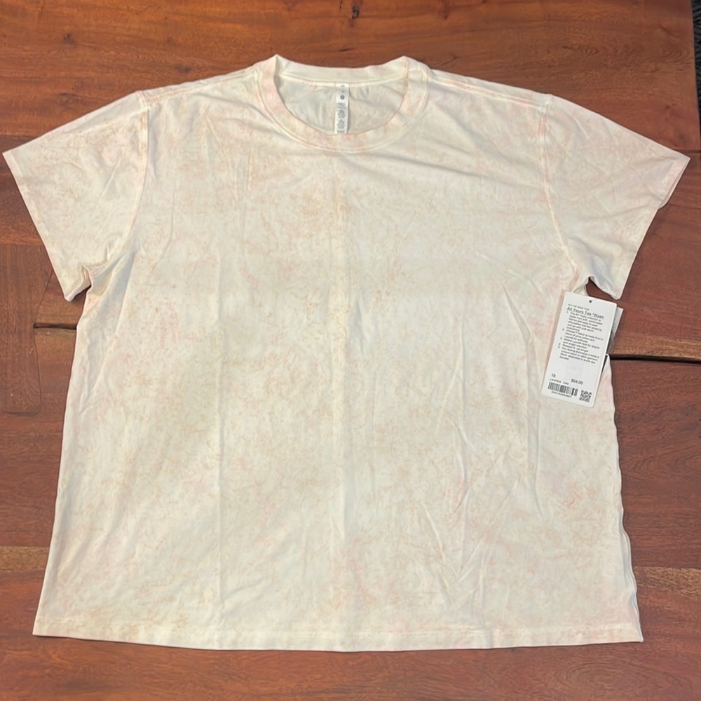 Lululemon All Yours Tee *Wash